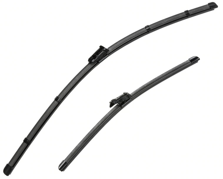 55 NEUE DENSO FLATBLADE-KITS FÜR HERVORRAGENDE WISCHLEISTUNG AUCH BEI HOHEN GESCHWINDIGKEITEN